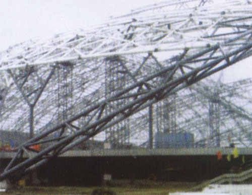 Прямой шов сварной стальной трубы